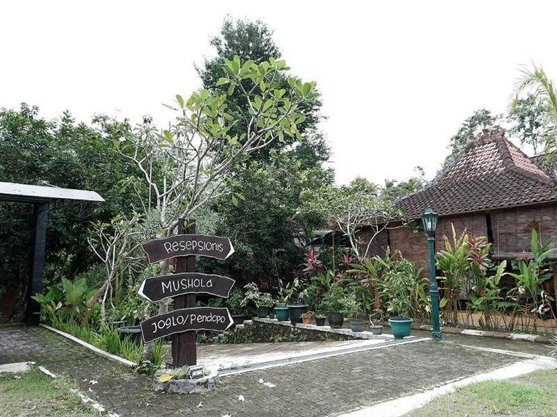 Kebon Krapyak Syariah Mitra Reddoorz Near Stadion Maguwoharjo 2* Ngemplak (East Java)