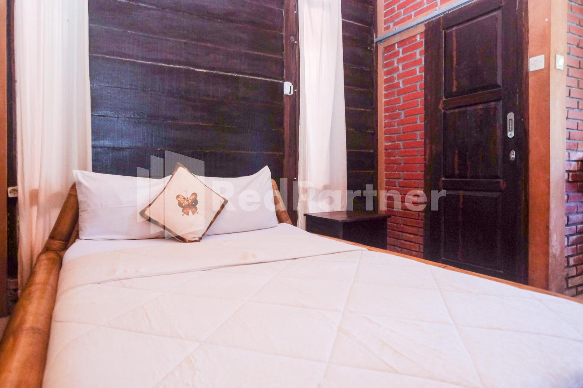 Kebon Krapyak Syariah Mitra Reddoorz Near Stadion Maguwoharjo Hotel